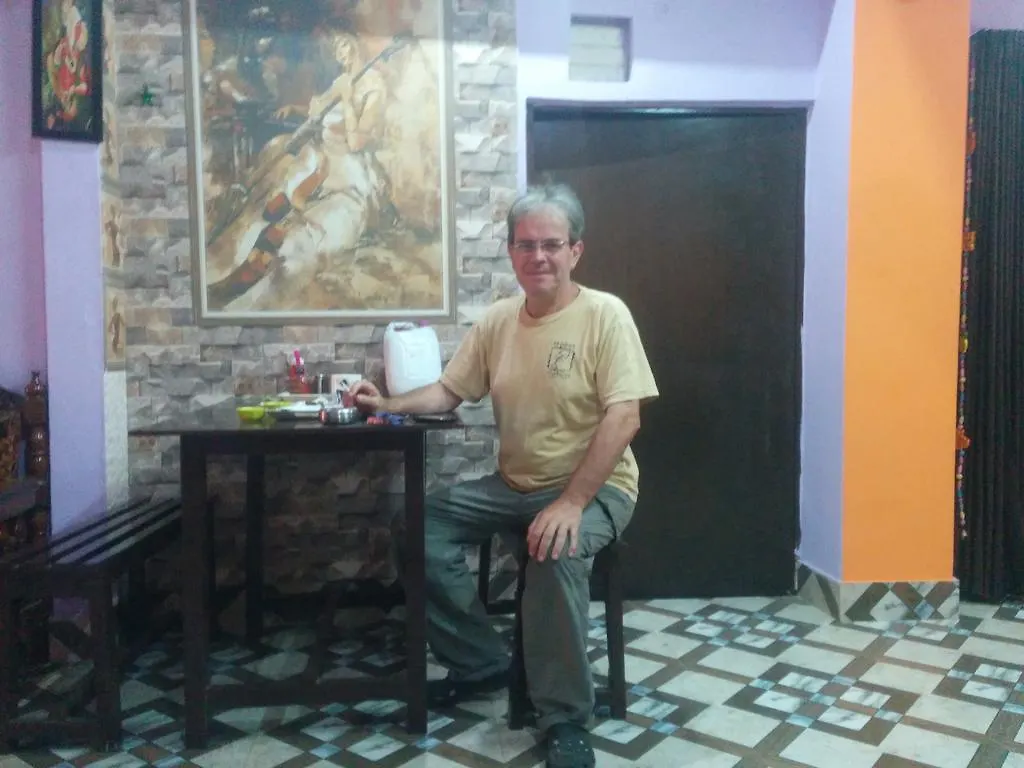 Kanha Paying Guest House Varanasi