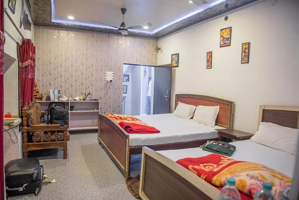 Kanha Paying Guest House location